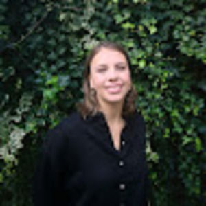 Meet your Posher, Iva